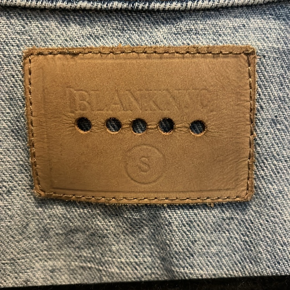 Blank NYC Distressed Denim Jacket Size Small - Picture 5 of 5